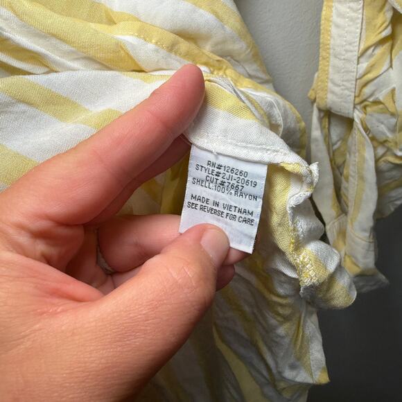 Velvet Heart Women's Button Front Long Sleeve Striped Blouse Yellow Size Medium - Picture 5 of 6